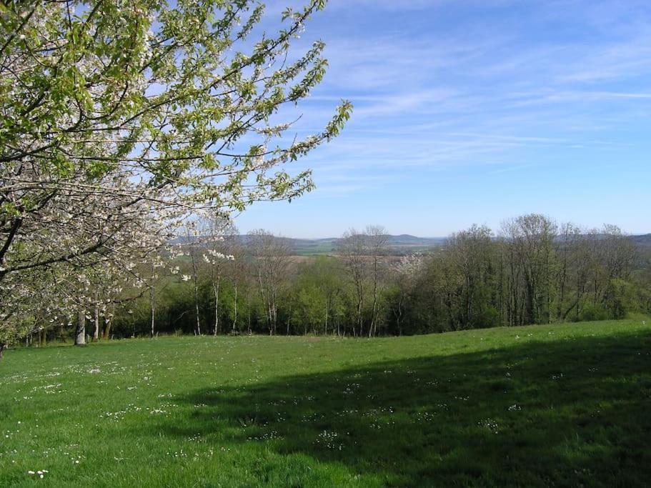 Les Jardins Des 3 Provinces- Gite Montcharvot المظهر الخارجي الصورة