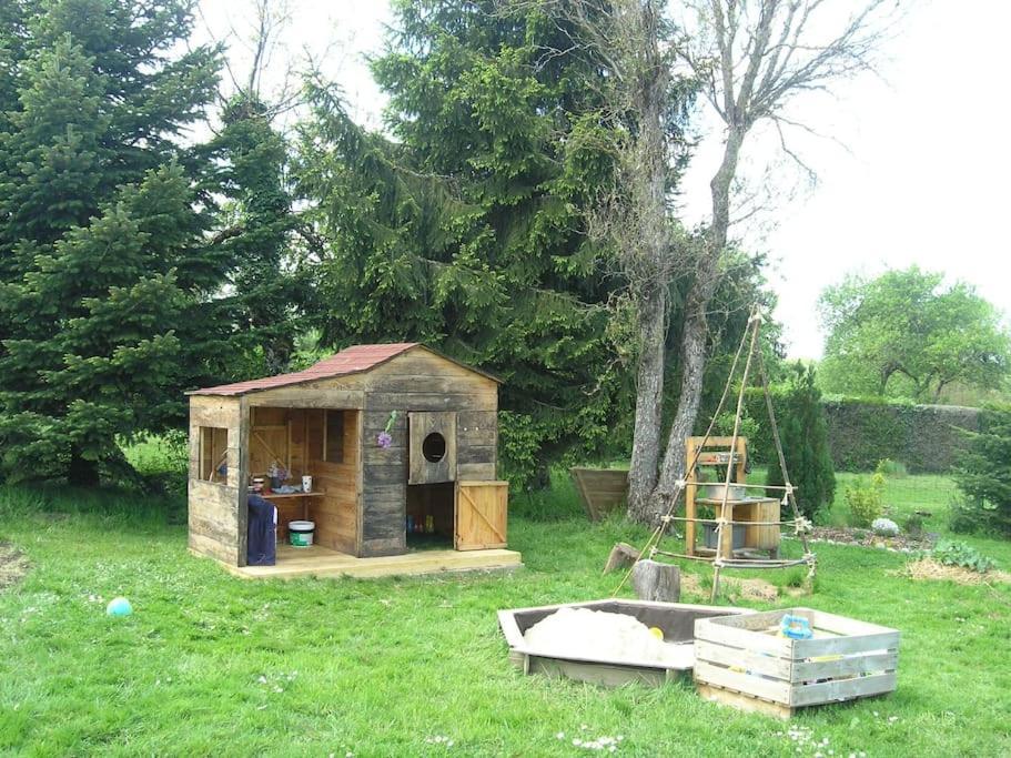 Les Jardins Des 3 Provinces- Gite Montcharvot المظهر الخارجي الصورة