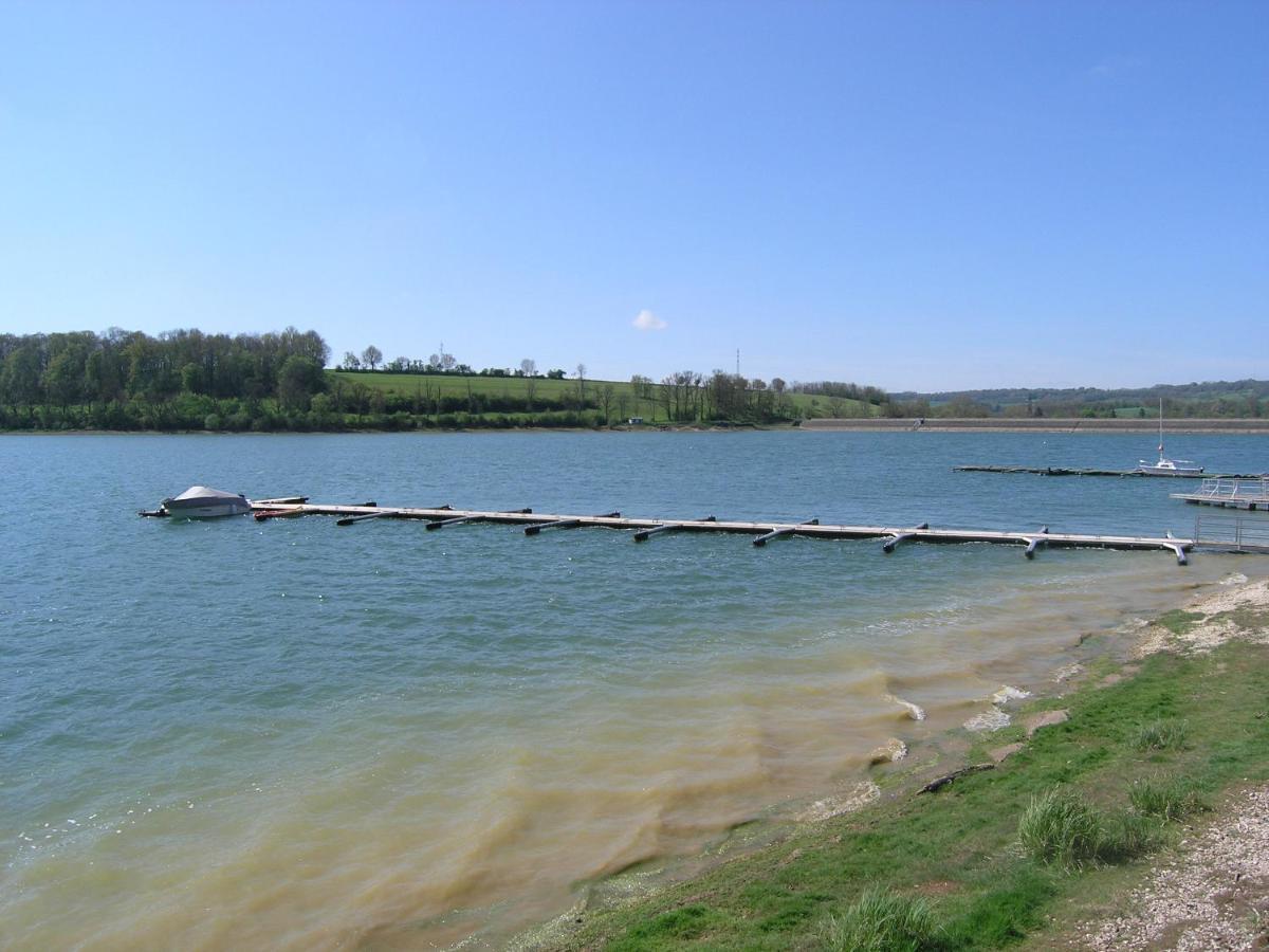 Les Jardins Des 3 Provinces- Gite Montcharvot المظهر الخارجي الصورة